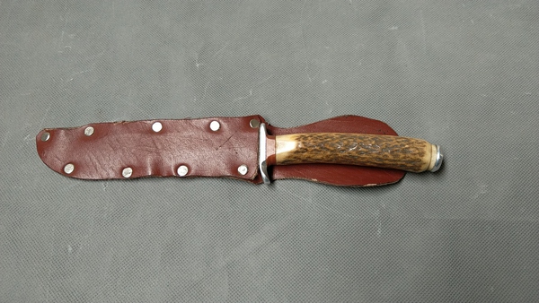 Einfaches DDR Custom Made Messer. Kein Scherz