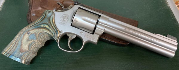 Revolver Modell 686 Target Champion (Smith & Wesson)
